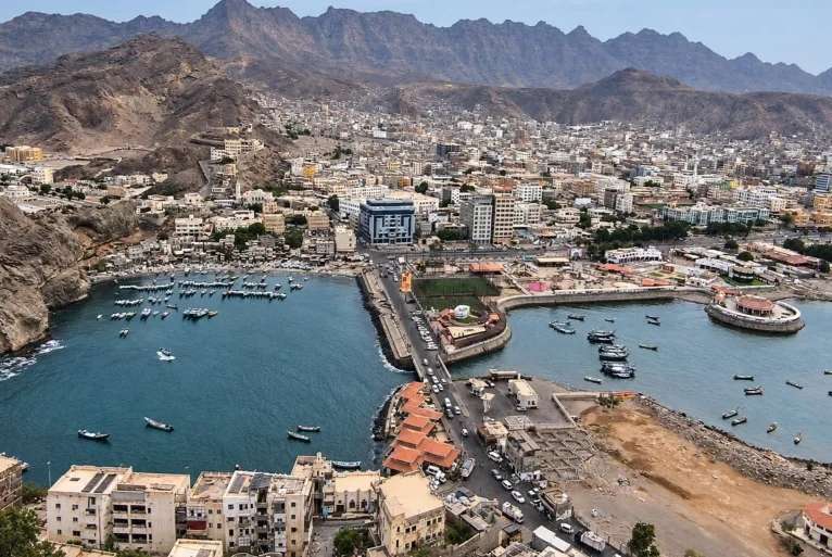 عدن تستعد لإطلاق &laquo;حملة دعم الجبهات&raquo; في اجتماع تأسيسي