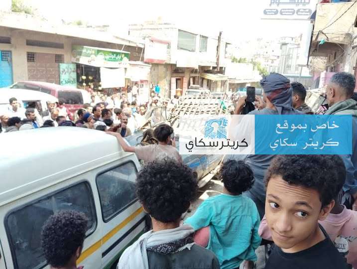 انفجار اسطوانة غاز فوق أحد المركبات قبل قليل انفجار اسطوانة غاز فوق أحد المركبات قبل قليل