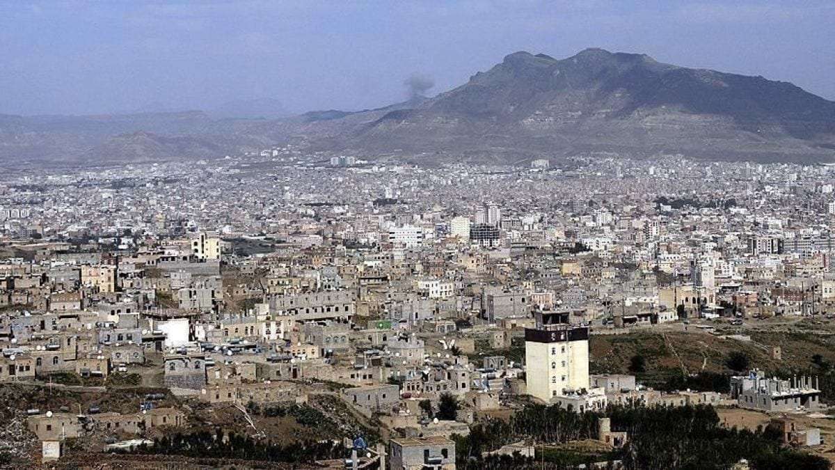 صحفي: حدوث هذا الامر داخل صفوف الحو ثيين لا يعني قرب الانهيار