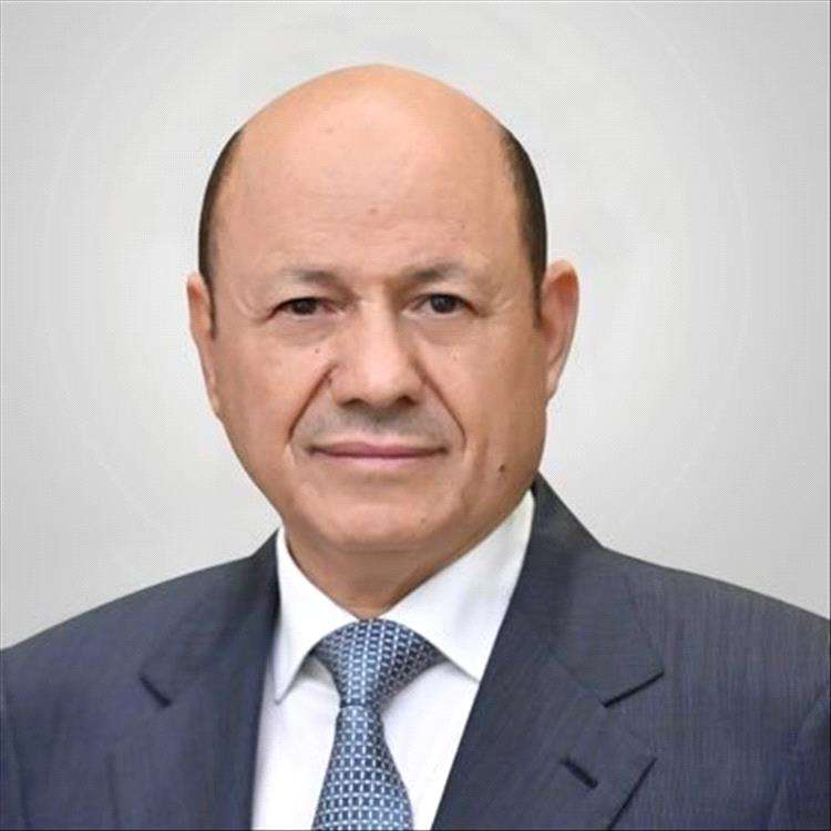 رئيس مجلس القيادة يطمئن على صحة وزير النفط والمعادن رئيس مجلس القيادة يطمئن على صحة وزير النفط والمعادن