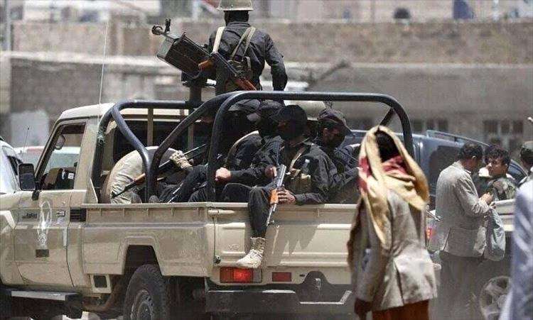 صنعاء تشهد حملة اعتقالات واسعة وسط حالة رعب والاطاحة بمقرب من زعيم صعدة