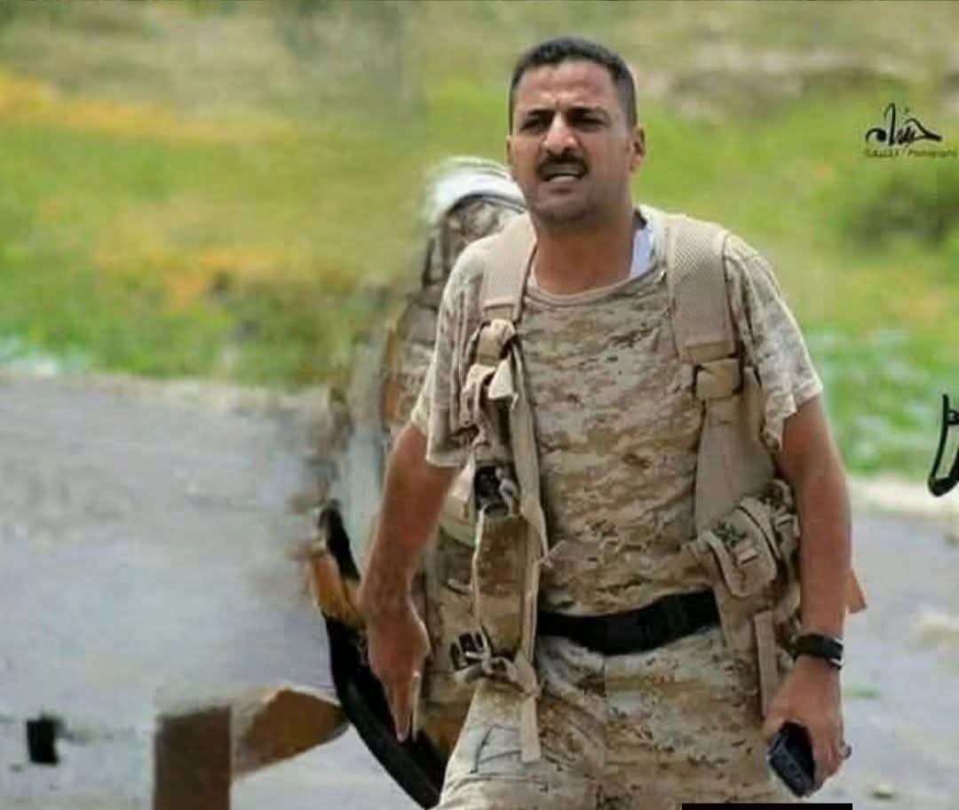 قيادي بمقاومة تعز : جثث الحو ثي بالمئات في هذه المواقع