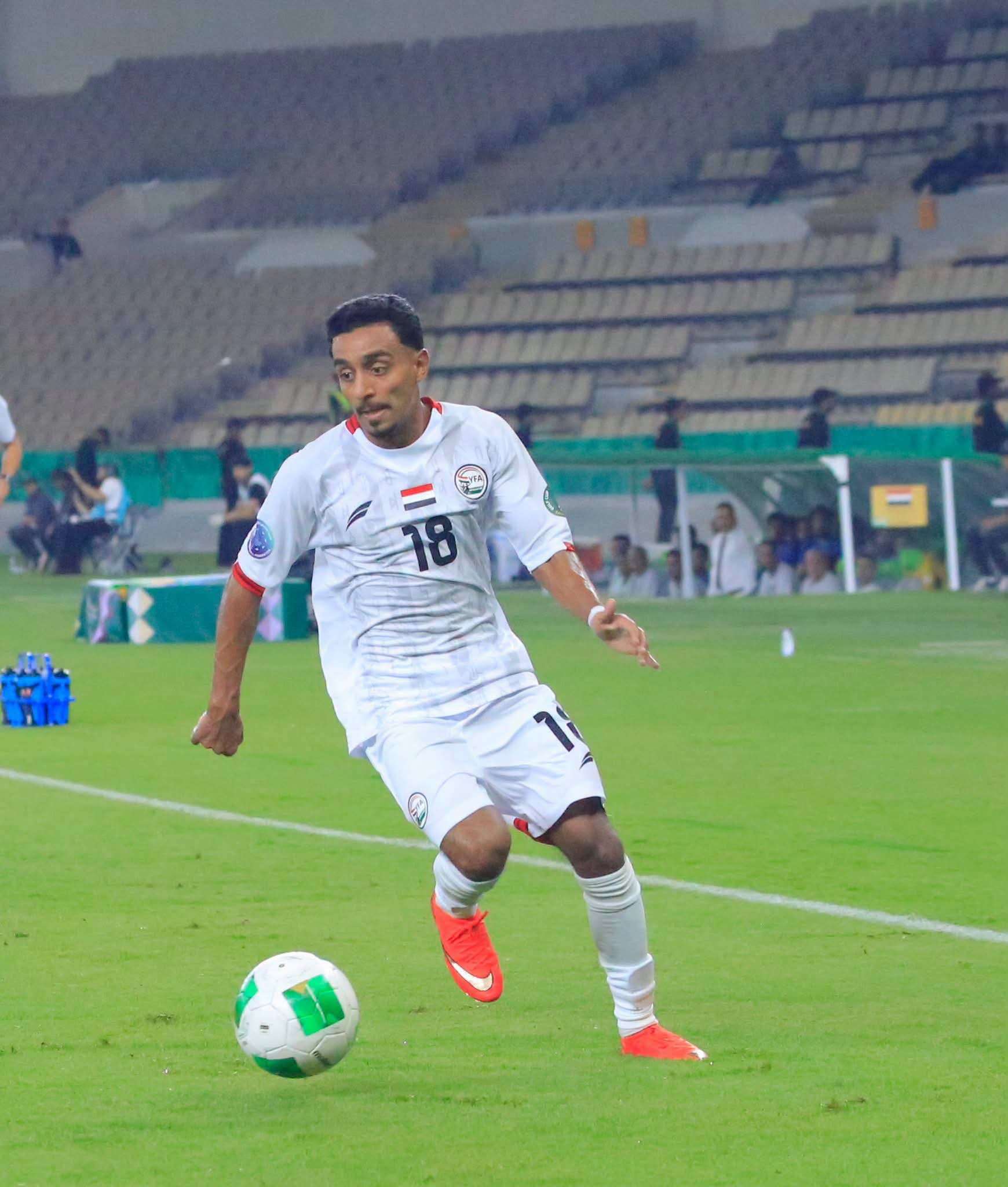 عادل عباس يخطف الأضواء في خليجي 27 ويتوج بجائزة أفضل لاعب صاعد