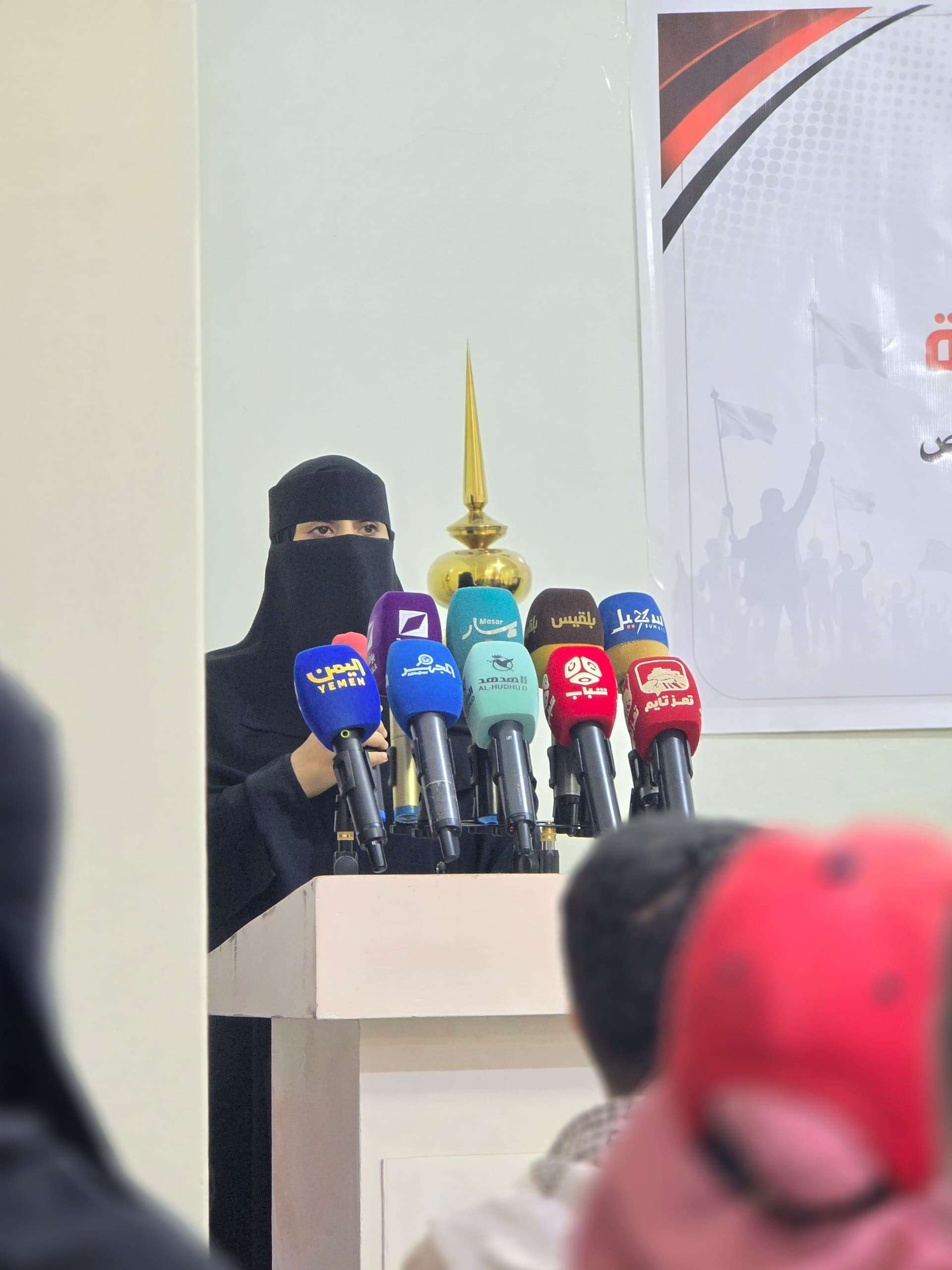 دائرة المرأة بالمقاومة الشعبية تطلق حملة لتوفير 10 آلاف قطعة سلاح و10 ملايين طلقة