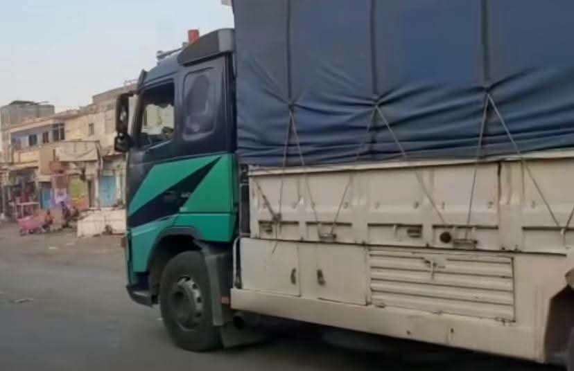 تنبيه هام للسائقين: تكدّس الشاحنات في البيرين ونجد قسيم والتربة
