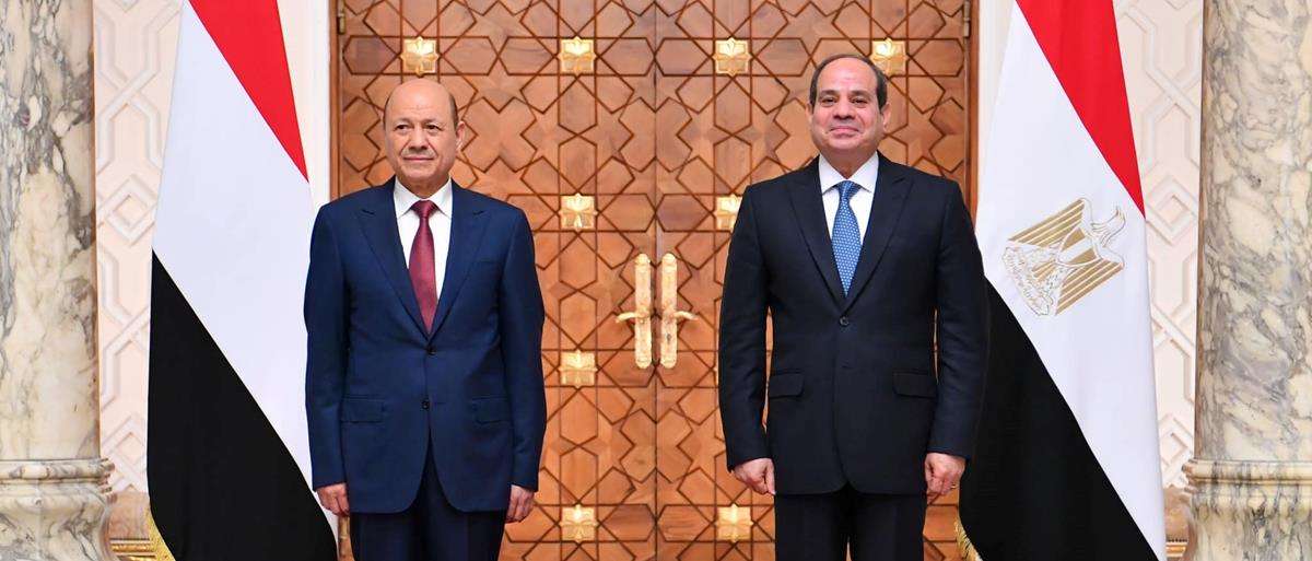 الرئيس العليمي يثمّن تضامن مصر مع السعودية ويؤكد أهمية الشراكة المصرية السعودية لأمن المنطقة واستقرارها