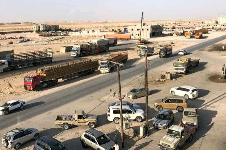 جفاف الأسواق بسبب احتجاز البضائع في هذا المنفذ منذ شهرين