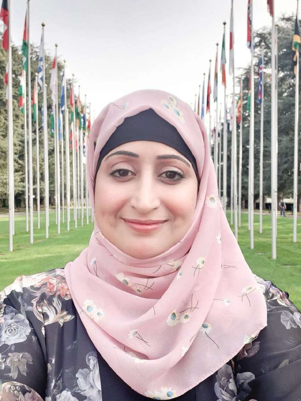 ناشطة يمنية تطالب بادراج جماعة الحوثي في قوائم الجماعات الإرهابية