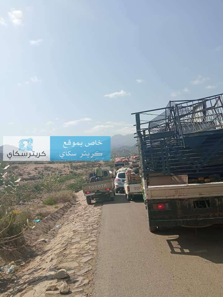 يحدث الآن .. ازدحام شديد للسيارات في طور الباحة(صور)