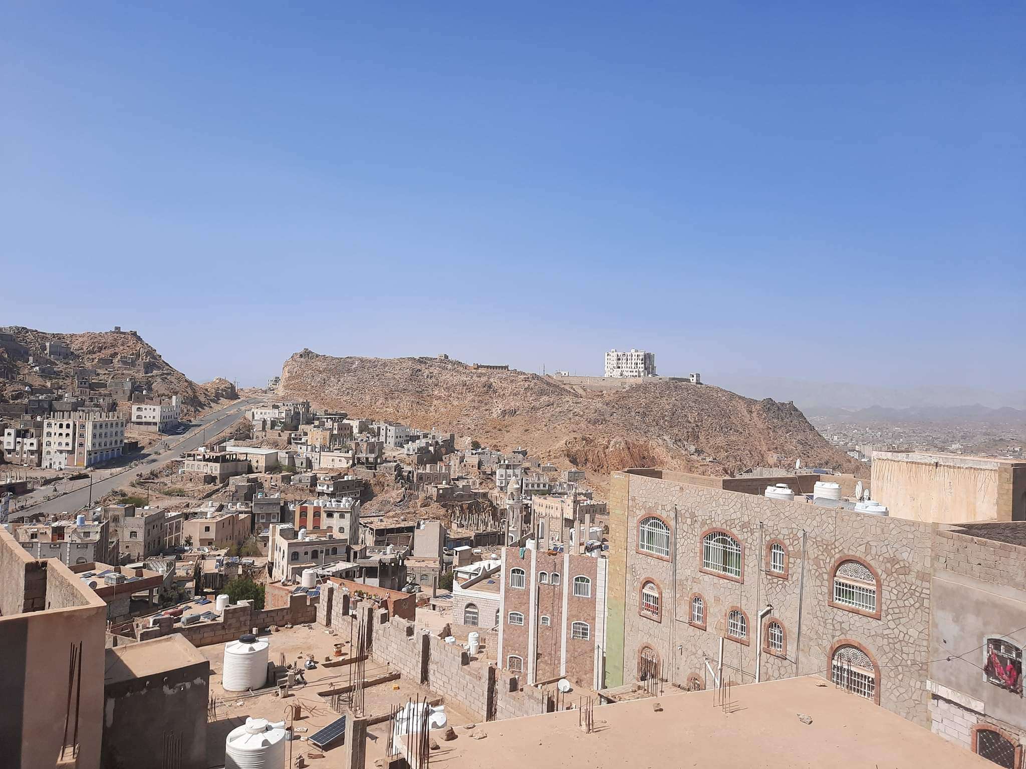 عاجل : إغتيال جندي في تعز