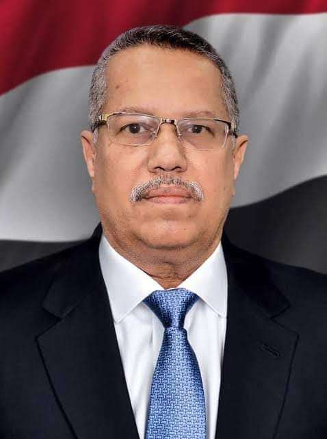 بن دغر يتلقى تهنئة من رئيس المؤتمر في سقطرى