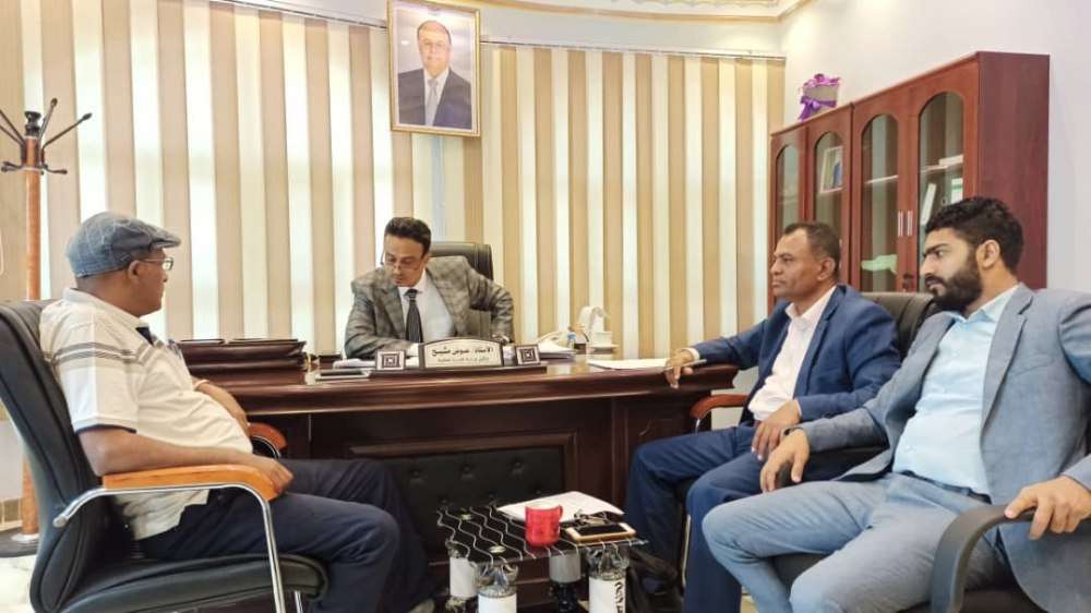 وكيل وزارة الإدارة المحلية يشدد على الانضباط الوظيفي ومتابعة السلطات المحلية بموافاة الوزارة بالتقارير الدورية