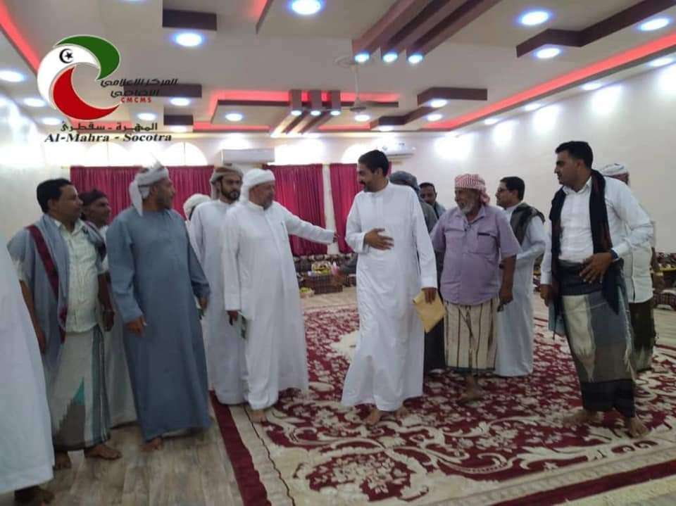 آل عفرار يستقبل قائد قوة التحالف (808) في ديوانه بالعاصمة حديبوه