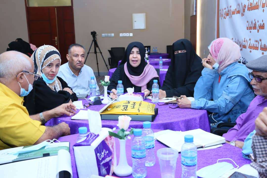 قطاع تمكين المرأة بوزارة الصناعة يشارك ضمن الشبكة المجتمعية لتنمية المشاريع الصغيرة بعدن