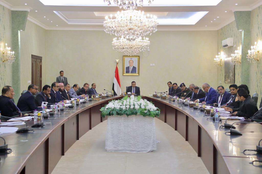 مجلس الوزراء يستعرض مستجدات الاوضاع الداخلية والخارجية مجلس الوزراء يستعرض مستجدات الاوضاع الداخلية والخارجية