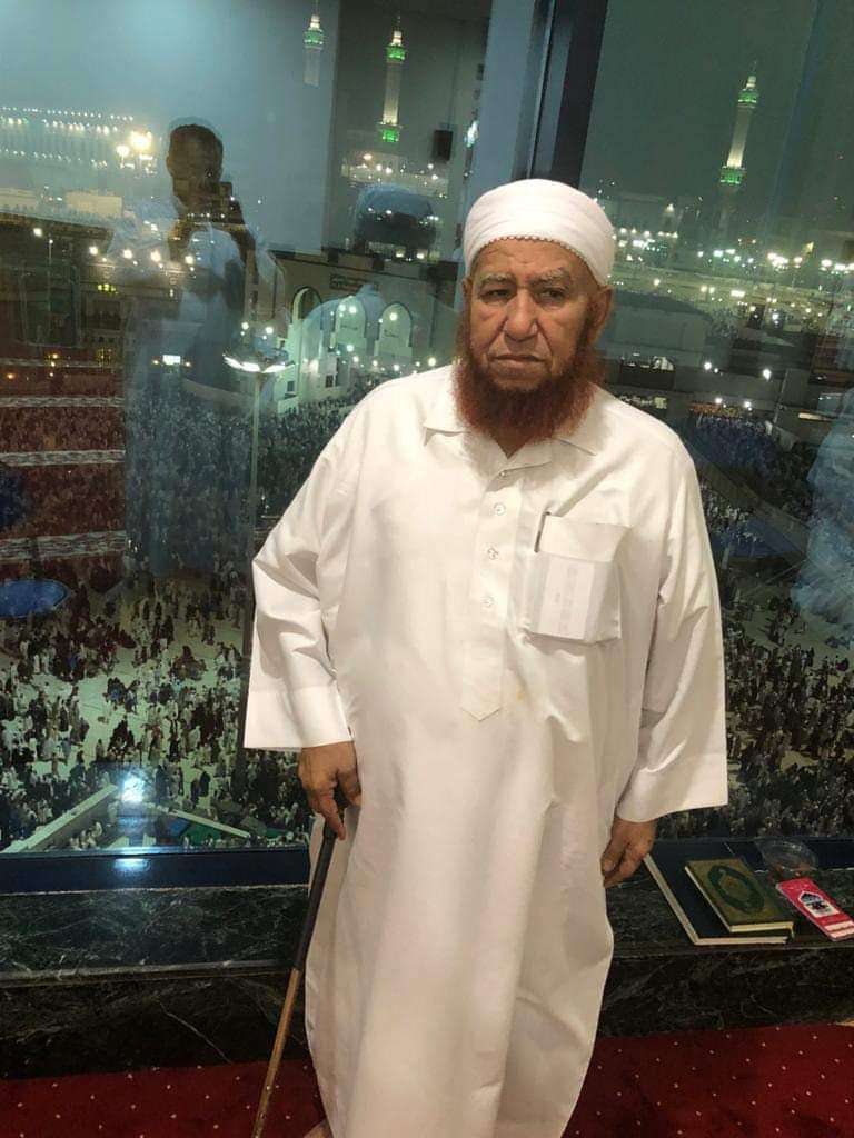 وزير الشباب والرياضة يعزي في وفاة مدير مكتب رئاسة الجمهورية وزير الشباب والرياضة يعزي في وفاة مدير مكتب رئاسة الجمهورية