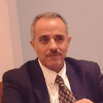 سياسي يعلق على إقتحام قوات أمنية لمنزل محافظ تعز في عدن سياسي يعلق على إقتحام قوات أمنية لمنزل محافظ تعز في عدن