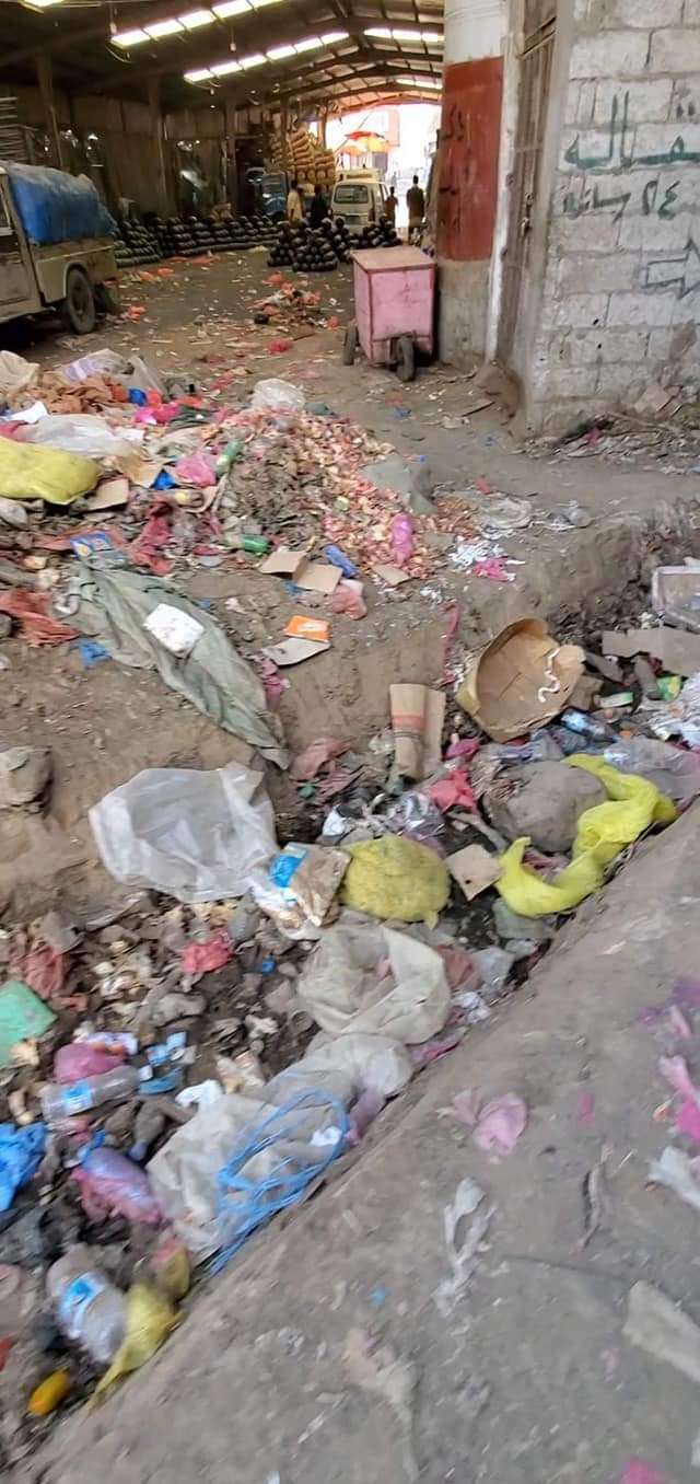 بائعو الخضار في إب يشكون الوضع