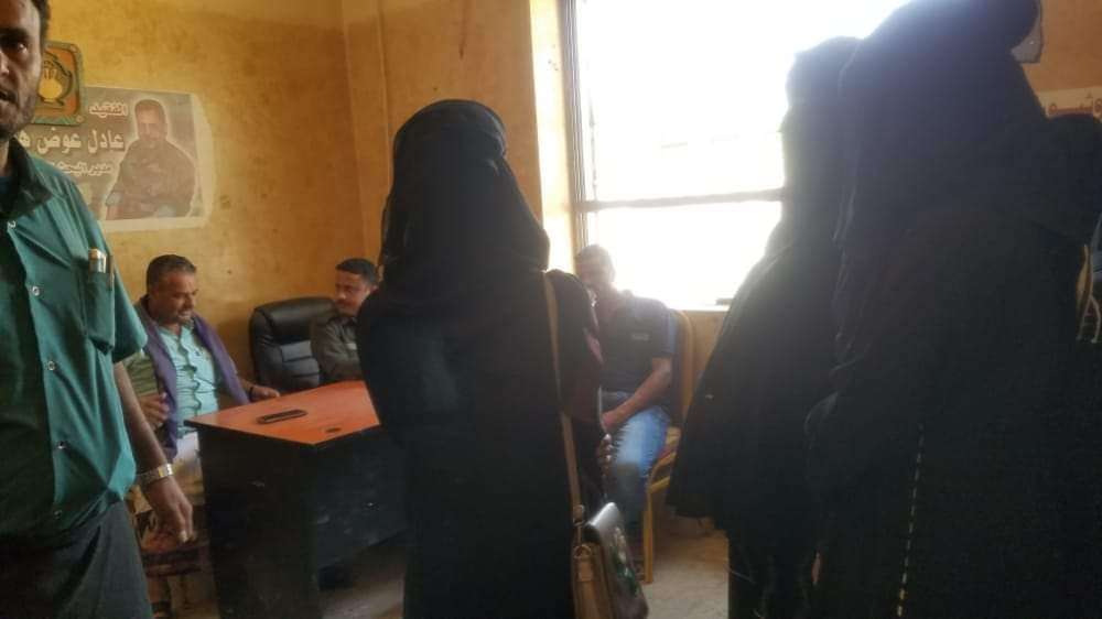 قيادة جمعية الزهراء النسائية بالمخا تطالب بتسليم مبنى الجمعية(تفاصيل)