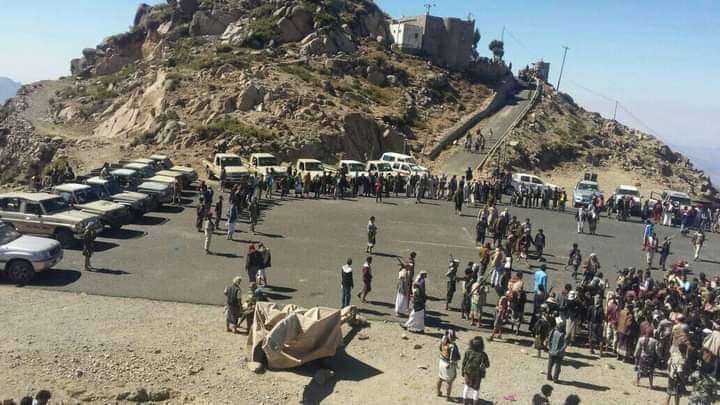 عاجل :بعد حشدها المقاتلين صباحاً .. قصف يستهدف قرى صبر الموادم