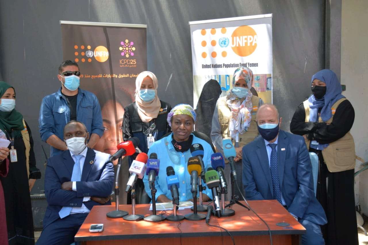 وكيل الأمين العام للأمم المتحدة تزور عدن وتدعو المجتمع الدولي لمضاعفة دعم اليمن وكيل الأمين العام للأمم المتحدة تزور عدن وتدعو المجتمع الدولي لمضاعفة دعم اليمن