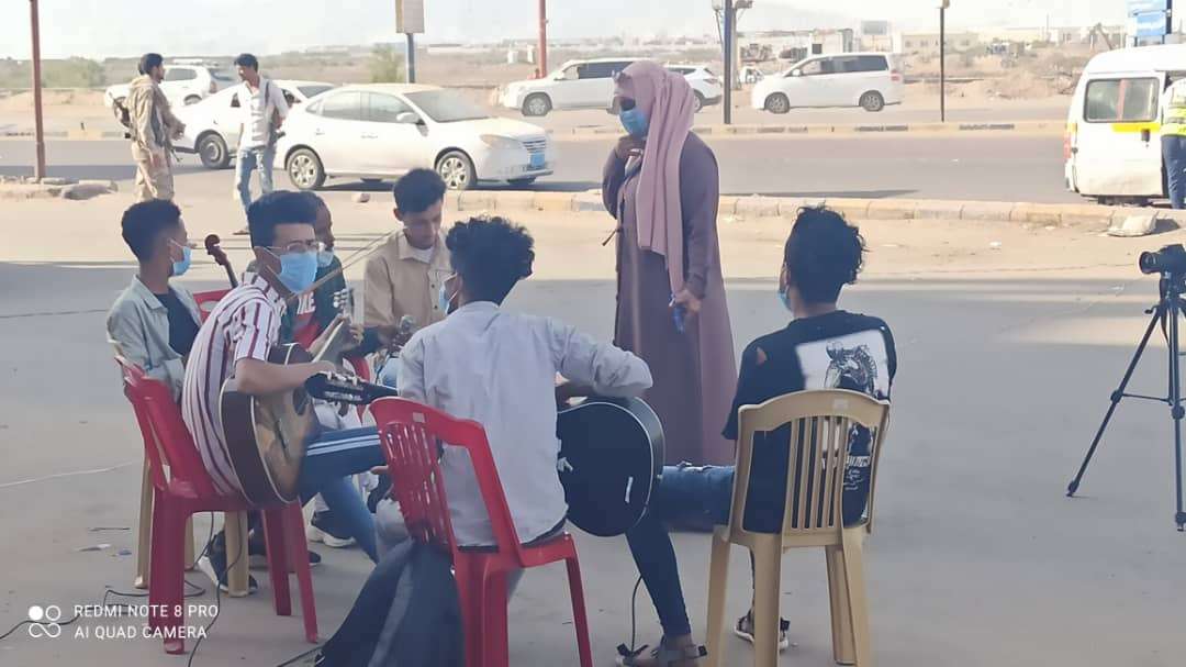 احتفال بعيد الام في الهواء الطلق نظمه مكتب الثقافة بعدن احتفال بعيد الام في الهواء الطلق نظمه مكتب الثقافة بعدن