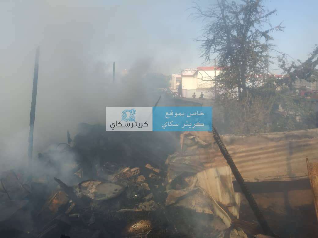 إطلاق دعوات لإغاثة النازحين المنكوبين جراء اندلاع حريق هائل في إحدى مخيمات دار سعد إطلاق دعوات لإغاثة النازحين المنكوبين جراء اندلاع حريق هائل في إحدى مخيمات دار سعد