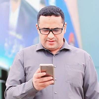 اعتقال اعلامي حوثي بارز بقلب صنعاء واطلاق نداء استغاثة اعتقال اعلامي حوثي بارز بقلب صنعاء واطلاق نداء استغاثة