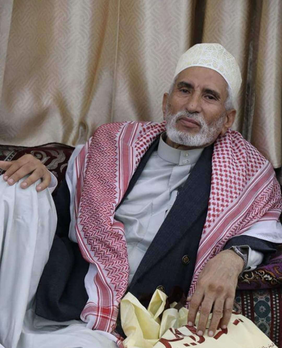 وفاة تربوي قدير في تعز