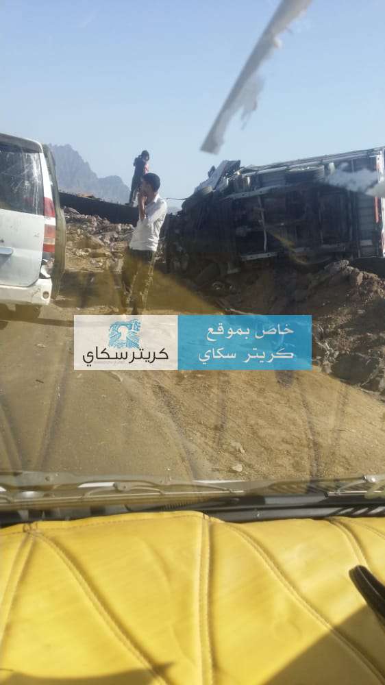 عاجل :وفاة شخص وجرحى بحادث مروري مروع في عدن(صور)