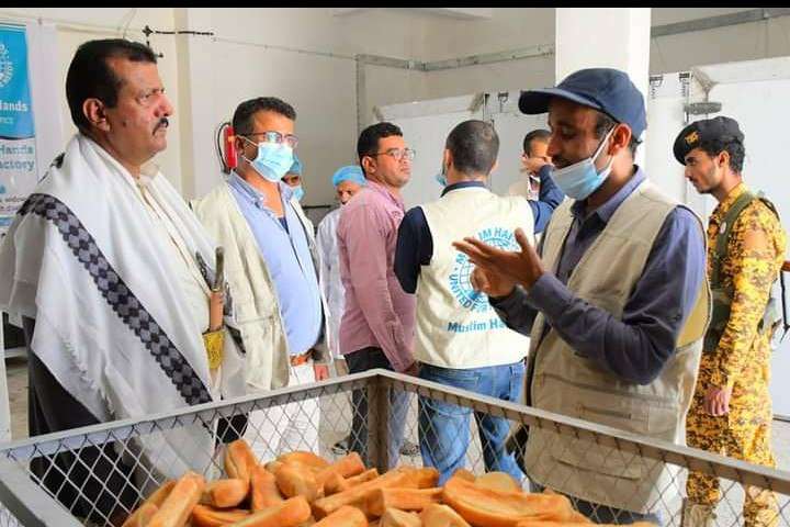 افتتاح فرن خيري للأسر الأشد فقرا في مخيم السويداء بمأرب
