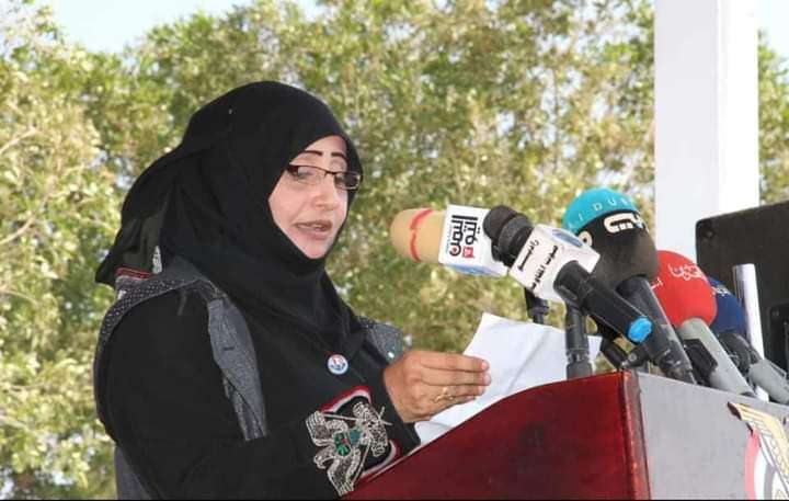 مدير حقوق الإنسان بالحديدة تكشف لكريتر سكاي حقيقة إنتهاكات قامت بها قوات طارق