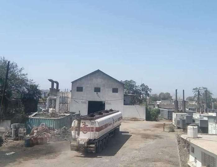 مدير كهرباء أبين يبشر الأهالي بالإفراج عن مخصص المحافظة من الوقود