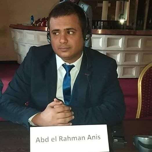 صحفي: انفتاح المجلس الانتقالي على مختلف الشخصيات خطوة تحسب إليه صحفي: انفتاح المجلس الانتقالي على مختلف الشخصيات خطوة تحسب إليه