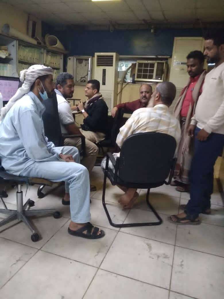 اتفاق يقضي باستمرار تشتغيل التيار الكهربائي لحقل بئر احمد اتفاق يقضي باستمرار تشتغيل التيار الكهربائي لحقل بئر احمد