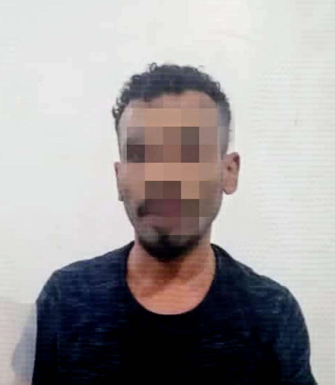 بحوزته عشرة جرامات...ضبط أحد مروجي الحشيش بالشيخ عثمان