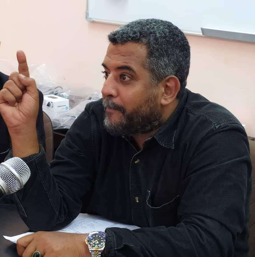 المشبق يعزي في وفاة العميد السعدي