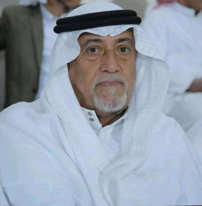 وفاة شيخ بارز في يافع