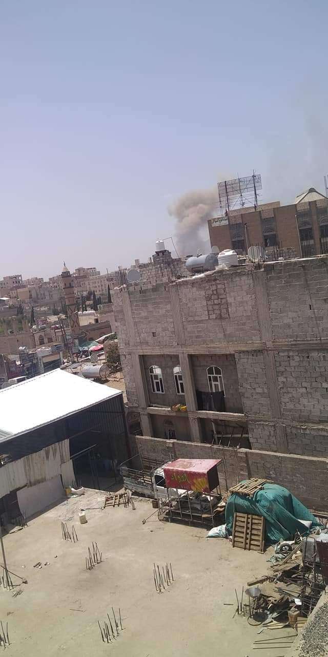 الداعري: إعادة قصف التحالف لمواقع بصنعاء يشير إلى فشل الجهود العمانية