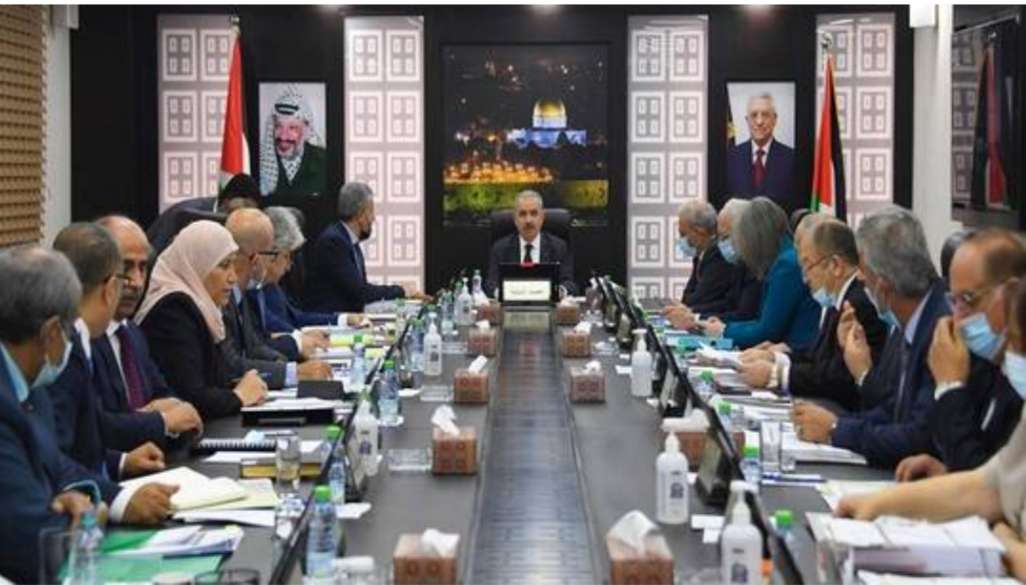 القادمون من دول الخليج يثيرون مخاوف الحكومة الفلسطينية والتشديد على حجرهم المنزلي بسبب متحور دلتا القادمون من دول الخليج يثيرون مخاوف الحكومة الفلسطينية والتشديد على حجرهم المنزلي بسبب متحور دلتا
