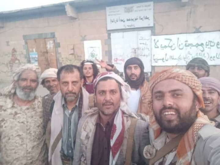 سقوط قتلى وجرحى قبل سيطرة قوات الجيش على مركز الزاهر في البيضاء