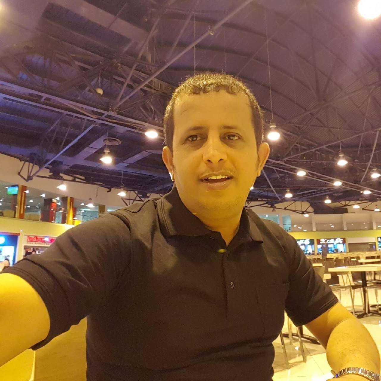 بن لزرق: تعاطت المملكة لسنوات بروح العقلانية تجاه ملفات داخلية يمنية