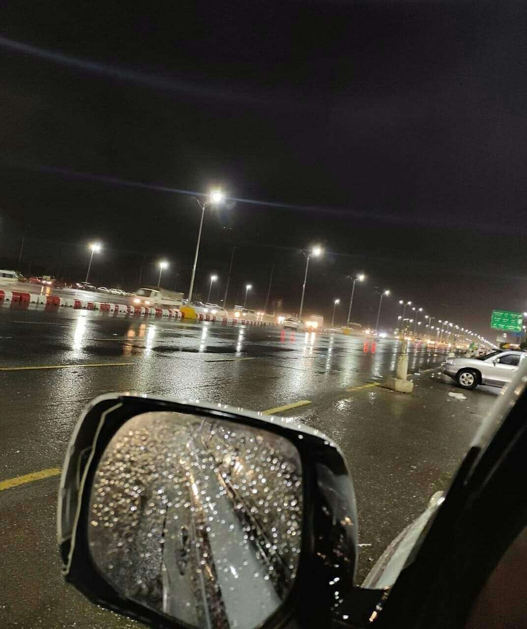 هكذا تبدو قبل قليل صنعاء (صورة)
