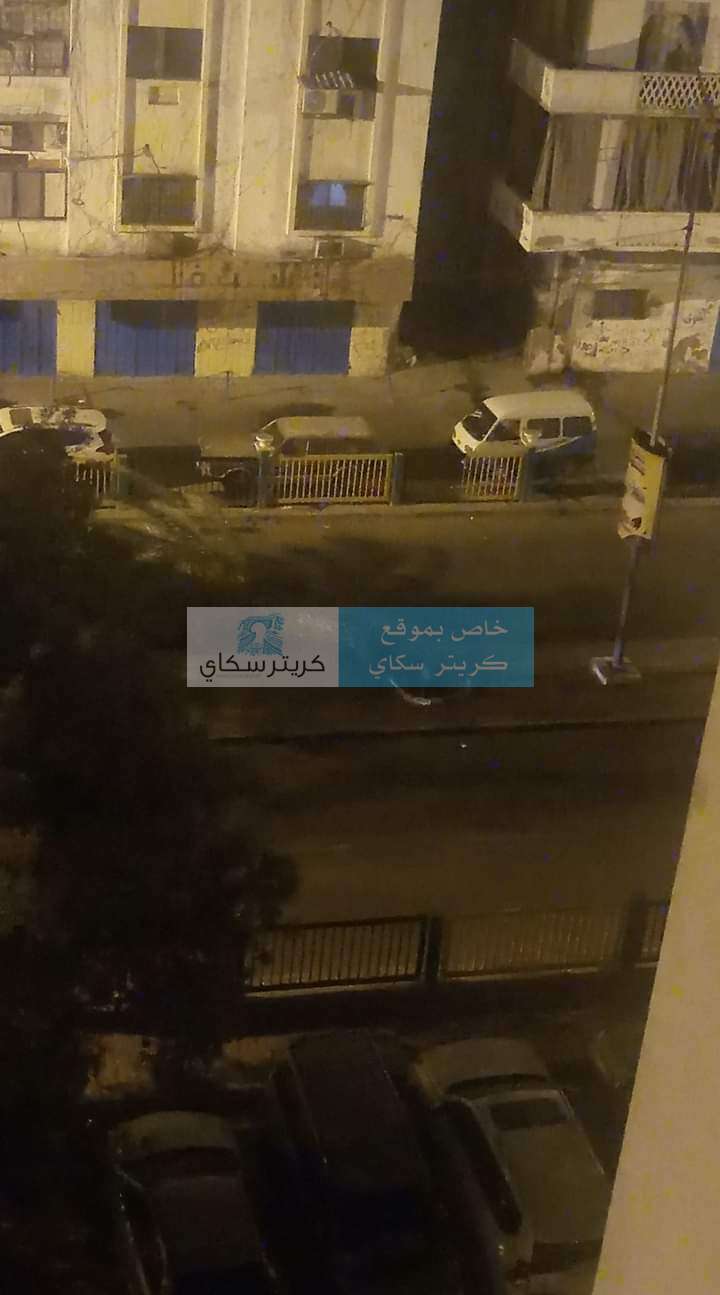 يحدث الان.. رياح شديدة تضرب عدن(صورة)