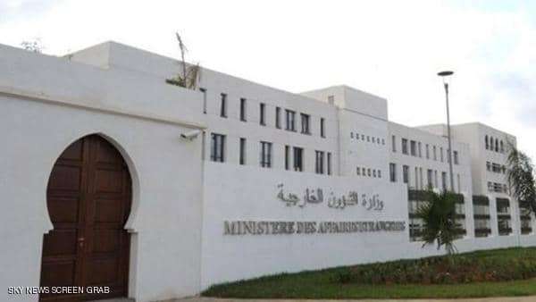 الجزائر تستدعي سفيرها في المغرب وتلمح للتصعيد