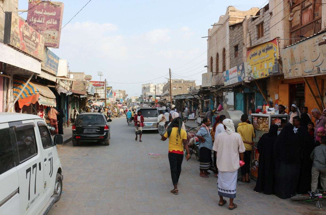عقب توقف دام شهرين.. الأمم المتحدة تستأنف مساعي السلام في اليمن