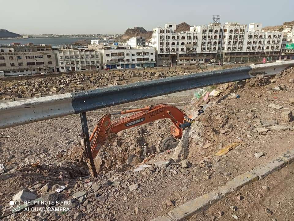 الصحافي فتحي بن لزرق : إعتذار من عدن .. لهذا السبب الصحافي فتحي بن لزرق : إعتذار من عدن .. لهذا السبب