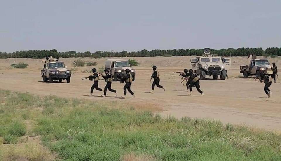 الاجهزة الامنية تنفذ تمرين الاغلاق الامني للعاصمة عدن الاجهزة الامنية تنفذ تمرين الاغلاق الامني للعاصمة عدن