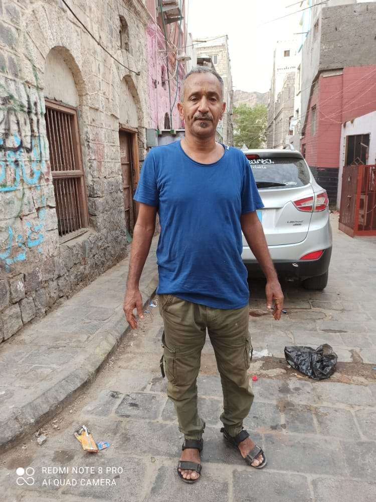 قيادي بالحراك الجنوبي بعدن يعرض كليته للبيع لهذا السبب قيادي بالحراك الجنوبي بعدن يعرض كليته للبيع لهذا السبب