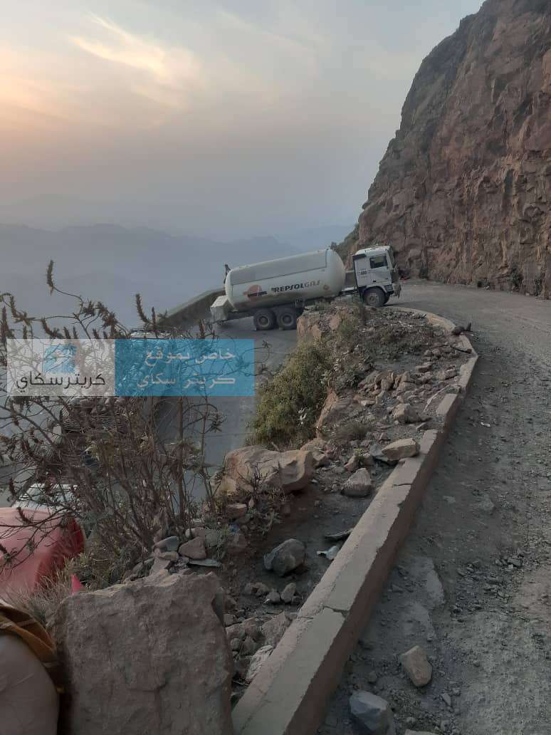 إنقطاع كلي للحركة في طريق هيجة العبد لهذا السبب(صورة) إنقطاع كلي للحركة في طريق هيجة العبد لهذا السبب(صورة)